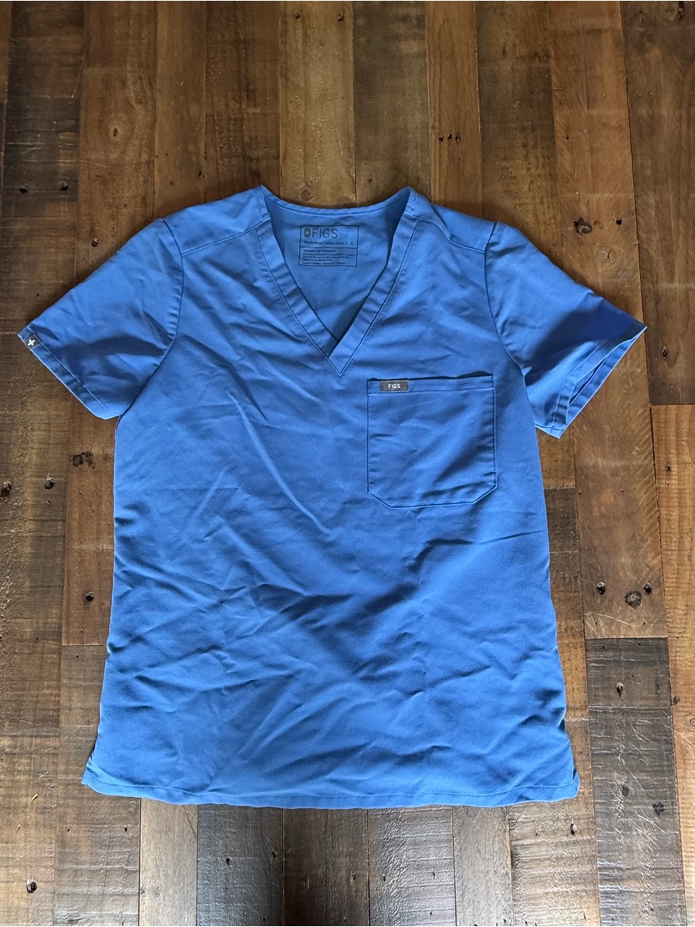 FIGS Catarina Women’s V-Neck Scrub Top - Blue